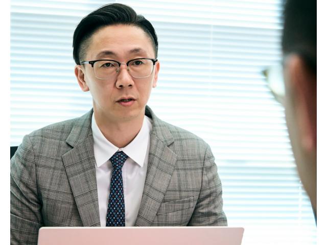성폭법위반(카메라이용등촬영) /약식명령(500만원)